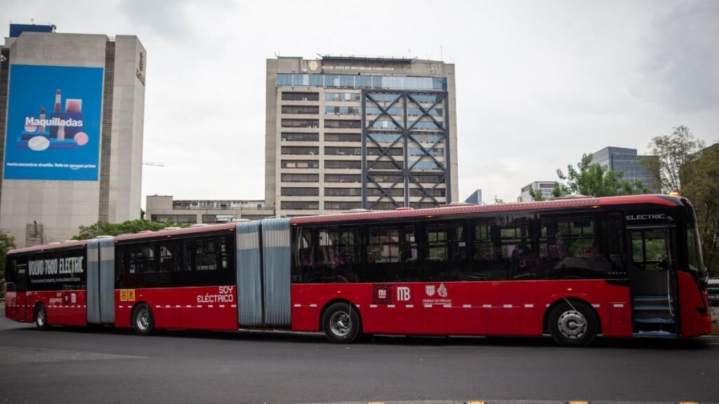 Cierre Definitivo de Ruta del Metrobús en Santa Barbara: Lo Que Debes Saber
