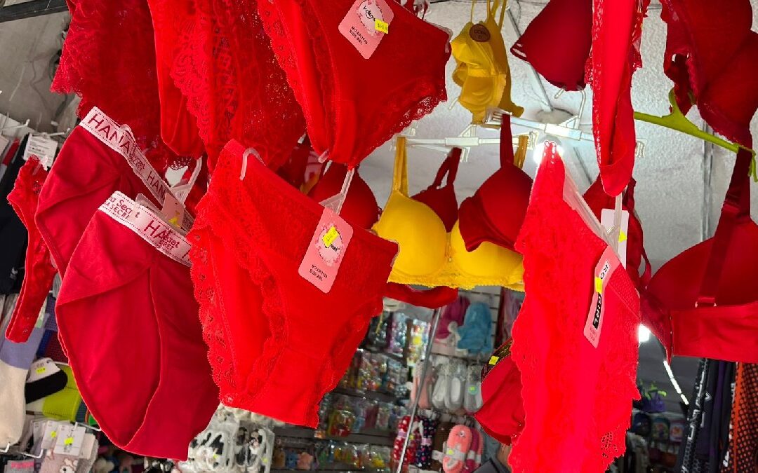 Calzones de Colores: El Ritual de Año Nuevo que Promueve Fe y Prosperidad