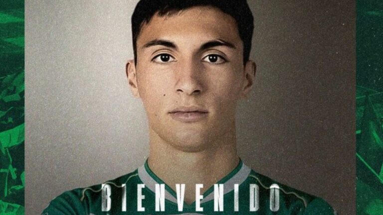 Santos Laguna Anuncia la Contratación de Ezequiel Bullaude para Fortalecer su Plantilla