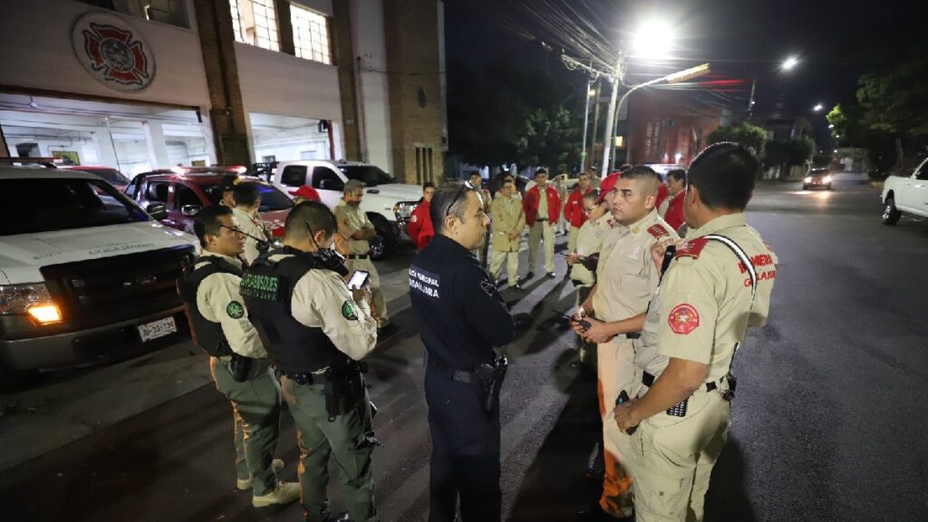 Bomberos de Guadalajara y Zapopan Apagan 45 Incendios en Año Nuevo