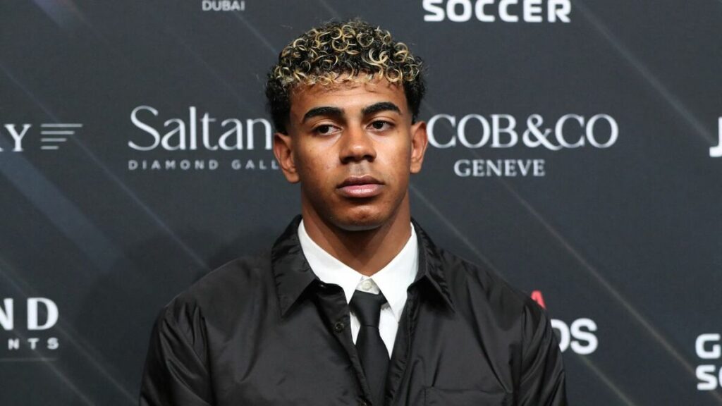 Lamine Yamal pierde su primer entrenamiento del año con el FC Barcelona