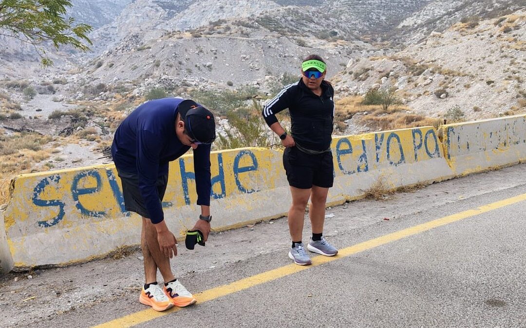 Pareja Lagunera Se Prepara Para el Maratón Lala en Santa Bárbara
