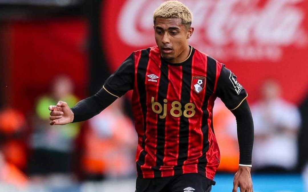 Julián Araujo se une al Celtic tras dejar el Bournemouth en Escocia
