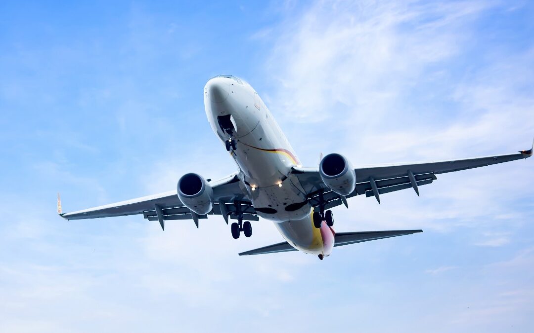 Muerte de Pasajero Desvía Vuelo de Madrid a Monterrey Hacia Canadá