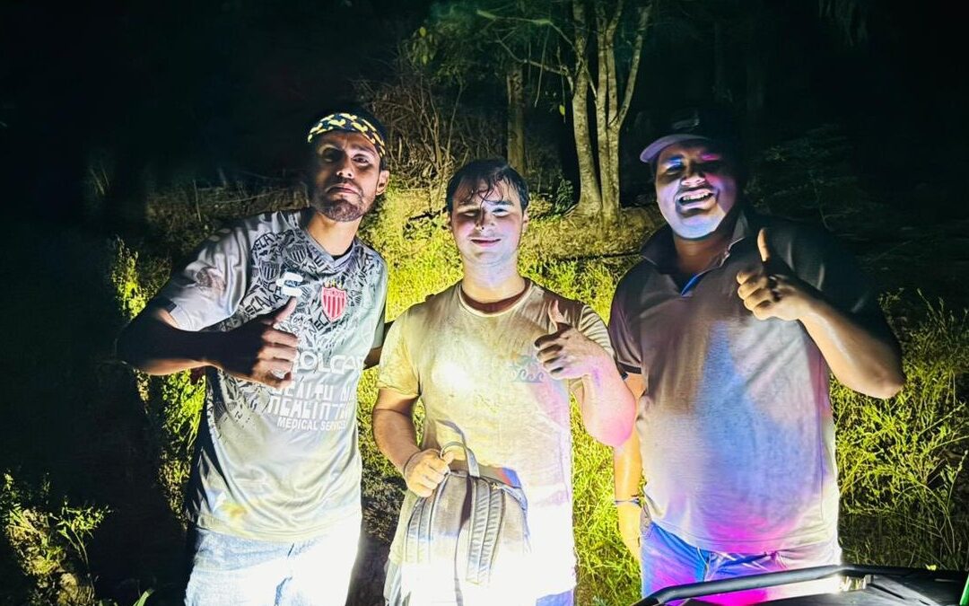 Rescate de Joven Canadiense Extraviado en el Cerro de Bahía de Banderas, Nayarit