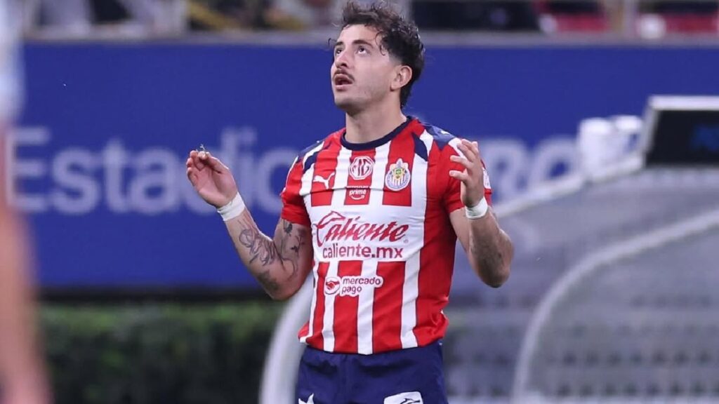 Alan Mozo deja Chivas y se une a un nuevo equipo en la Liga MX antes del Clausura 2026
