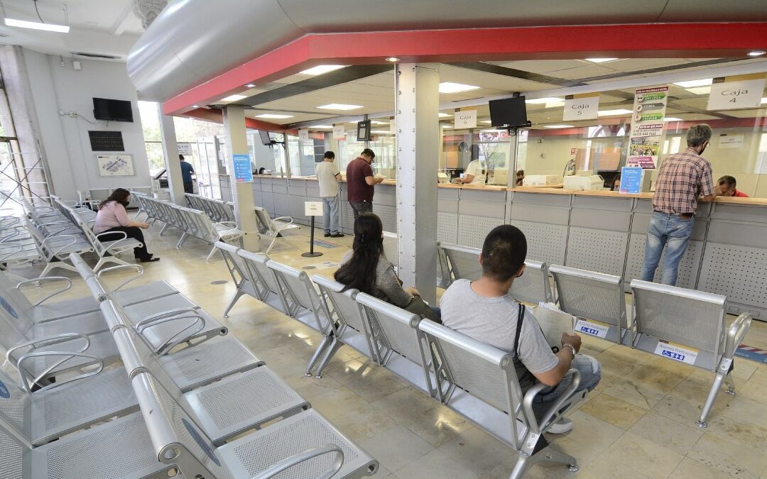 Caos en Guadalajara: Fallas en el Servicio de Predial Afectan Pagos en Santa Barbara