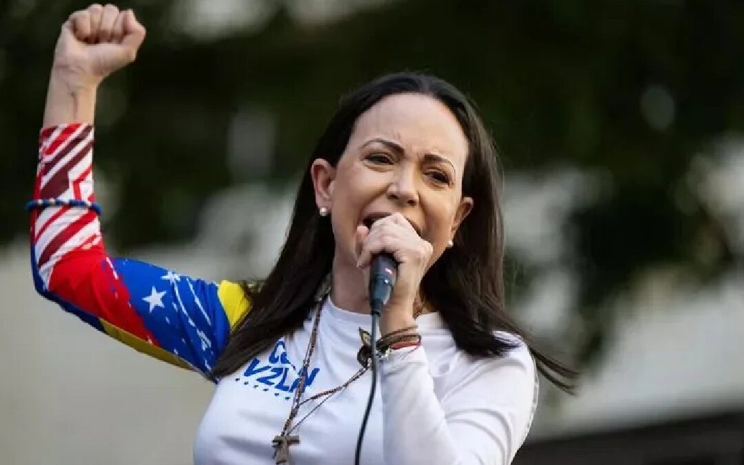 María Corina Machado Aboga por una Transición Inmediata y la Libertad en Venezuela