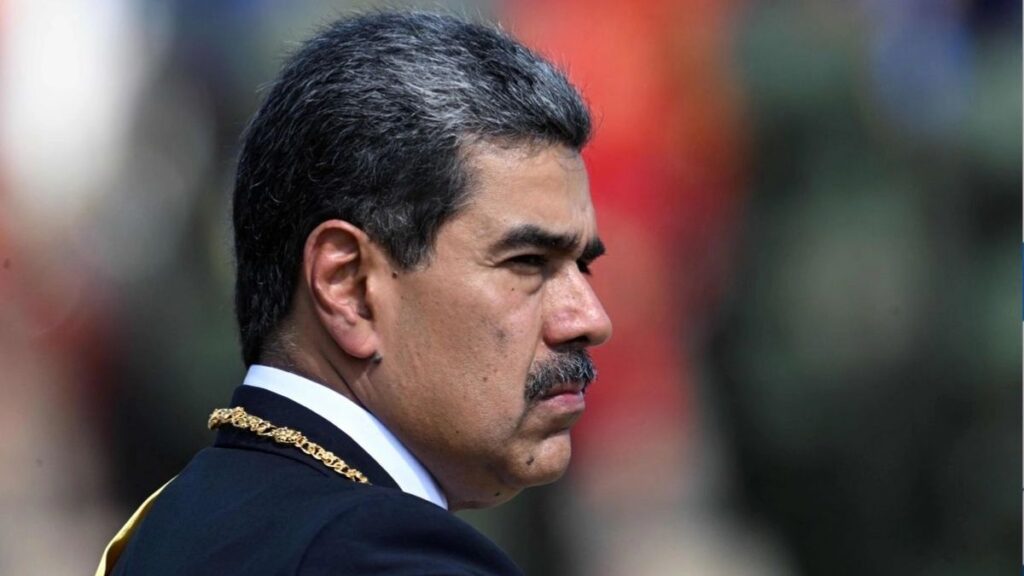 Donald Trump Muestra Imagen Exclusiva de Nicolás Maduro Tras la Detención en Venezuela