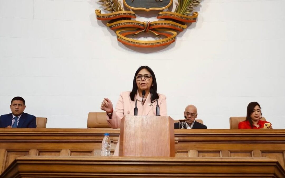 Delcy Rodríguez: Potencial Sucesora de Maduro y Su Papel en la Política Venezolana
