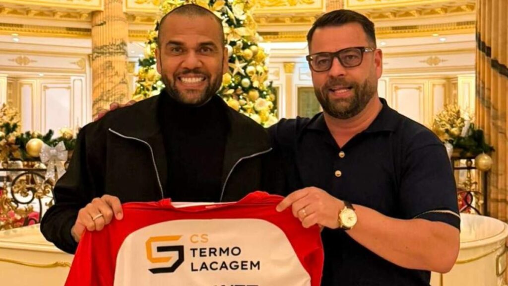 Dani Alves Regresa al Fútbol: Su Nuevo Rol en un Club de Portugal