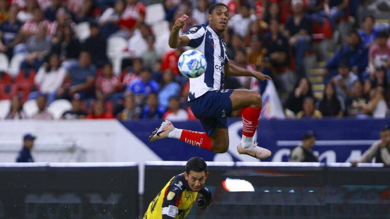Anthony Martial Brilla con su Primer Gol para Rayados en la Copa Pacífica