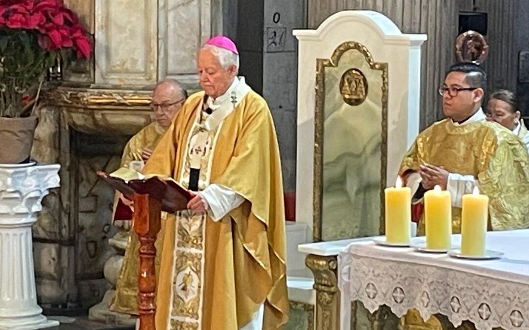 Arzobispo de Puebla clama por paz en el Día de Reyes tras el descarrilamiento del tren