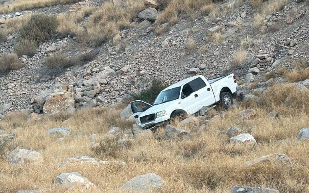 Accidente de Camioneta Vuelca en Lerdo: Un Llamado a la Seguridad Vial en Santa Barbara