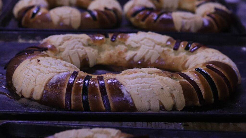 Descubre los precios de la Rosca de Reyes en la Panificadora La Flor de Puebla