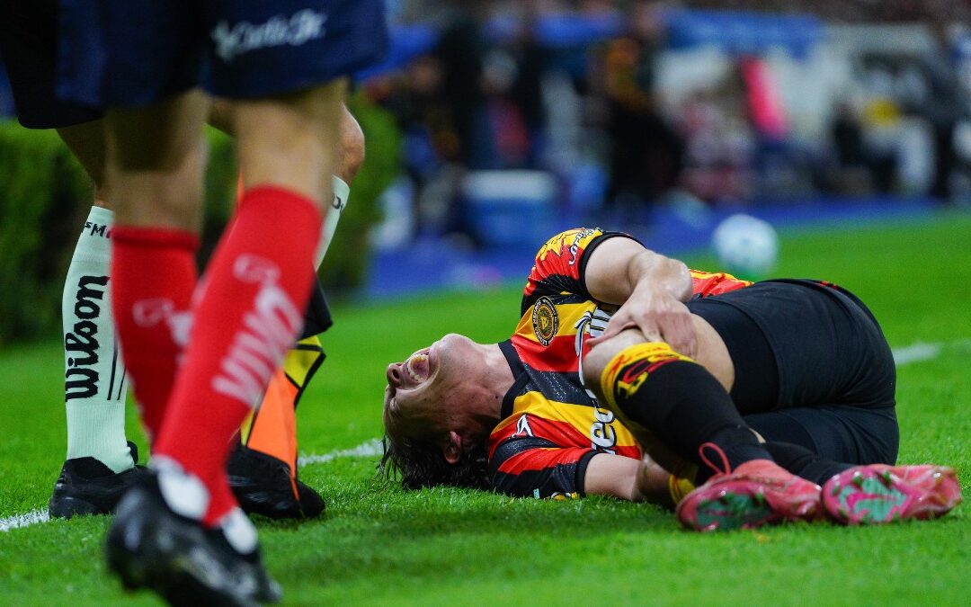 Leones Negros Confirma la Severidad de la Lesión de Carlos Fierro