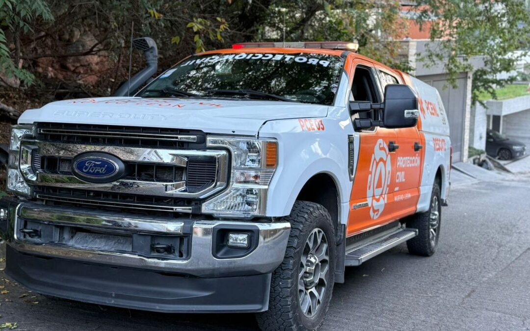 Rescate de Niño Atrapado en Elevador en San Pedro, Nuevo León