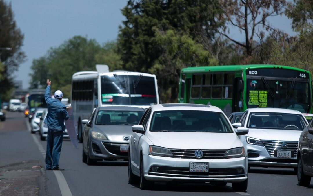Hoy No Circula en CdMx y Edomex: Descubre qué autos descansan este martes 6 de enero 2025