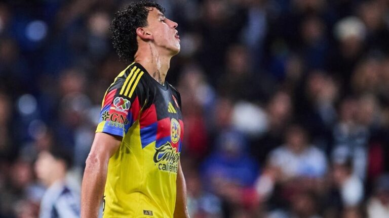 América Rescinde el Contrato de Igor Lichnovsky: ¡No Se Unirá a Necaxa!