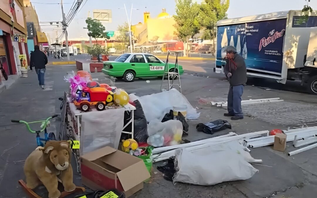 Don Juanito: Una Noche Sin Ventas de Juguetes en Santa Barbara por el Bienestar de Su Esposa