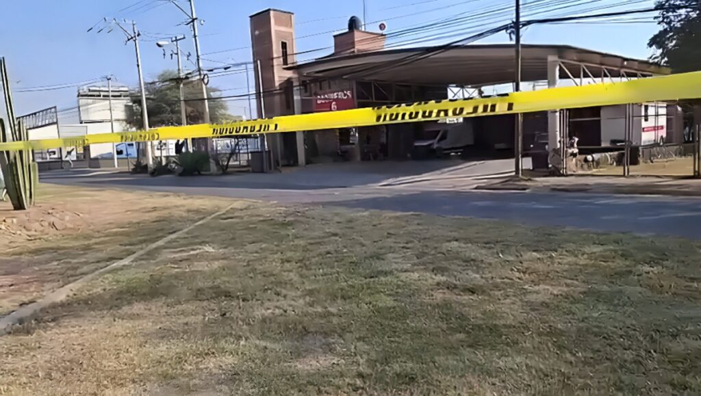 Seguridad León: Protocolo activado tras el hallazgo de un misil mortero frente a estación de Bomberos