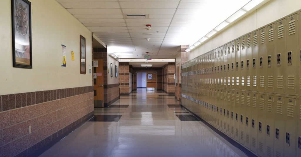 ECISD Aprueba Aumento Salarial para Maestros y Empleados en el Condado de Ector