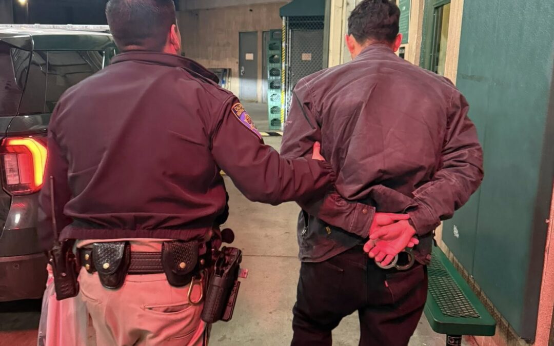 Operativo vial en Santa Cruz deja un arresto por DUI y arma de fuego