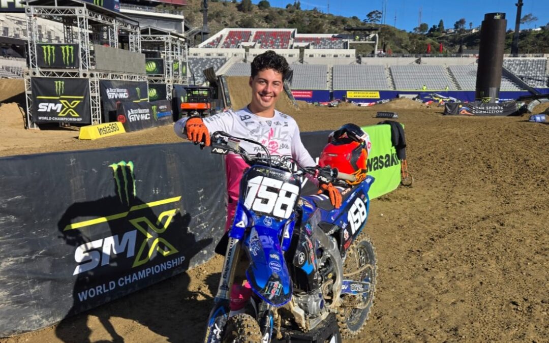 Arturo Fierro: Piloto Hispano Listo para el Supercross en San Diego