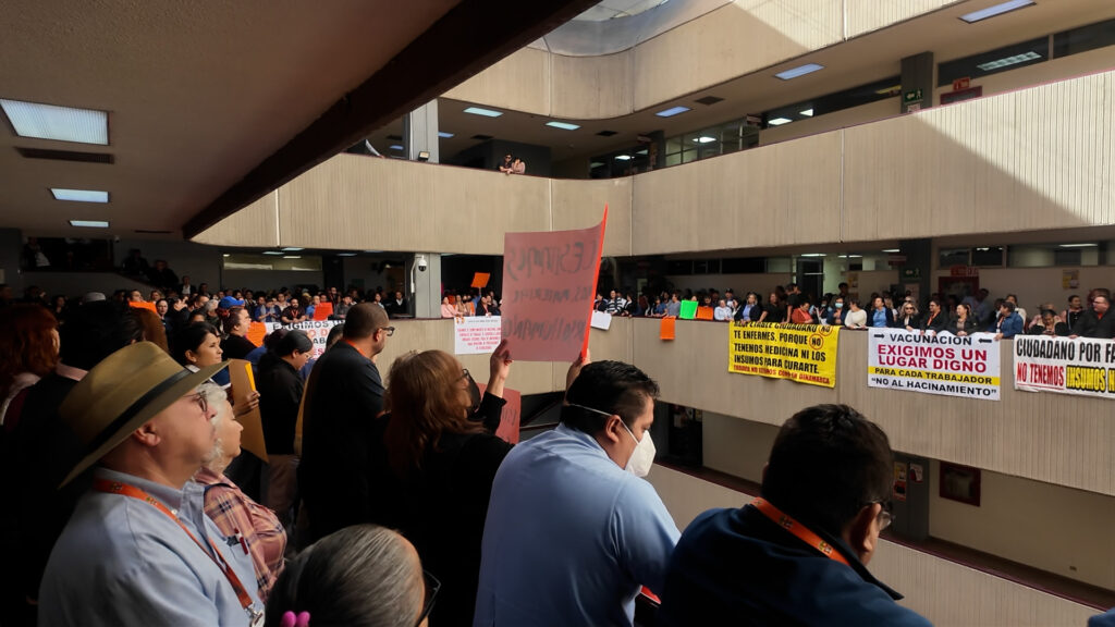 Personal de Salud en Mexicali se Manifiesta por Mejores Condiciones Laborales