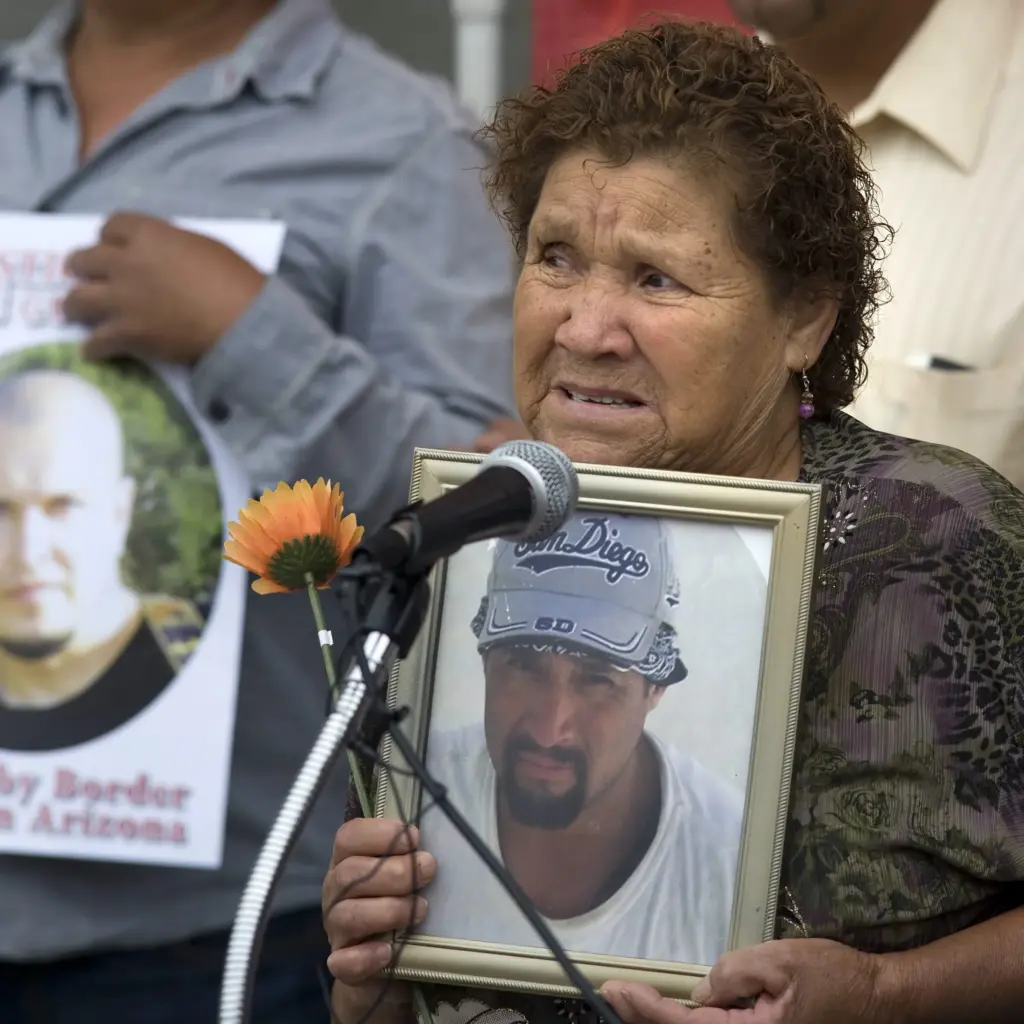 Interferencia Policial en California: Periodistas Defienden Sus Derechos a la Información