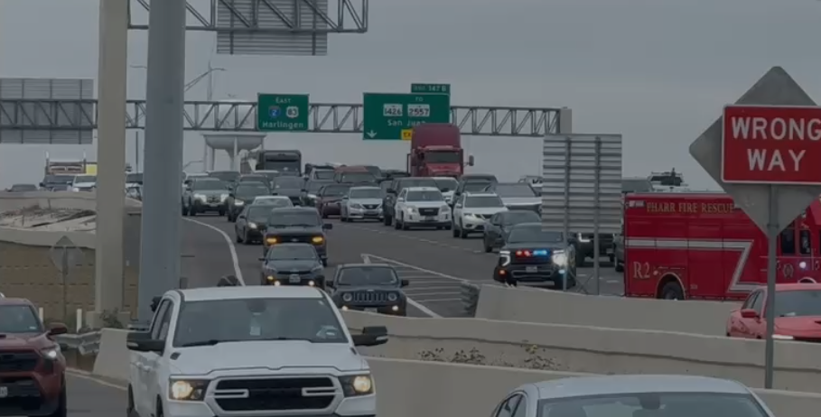 Accidente en el Expressway 83: Colisión de Dos Vehículos Sin Lesionados