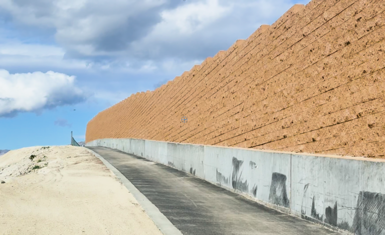 Nuevo muro contra el viento en Palm Springs mejora la seguridad vial en North Gene Autry Trail