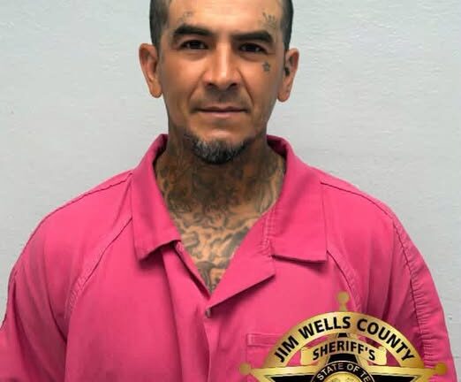 Arrestan a hombre acusado de agredir a mujer embarazada