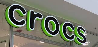 Demanda Crocs al Gobierno de Trump: Exige un Reembolso de $54 Millones por Aranceles Ilegales