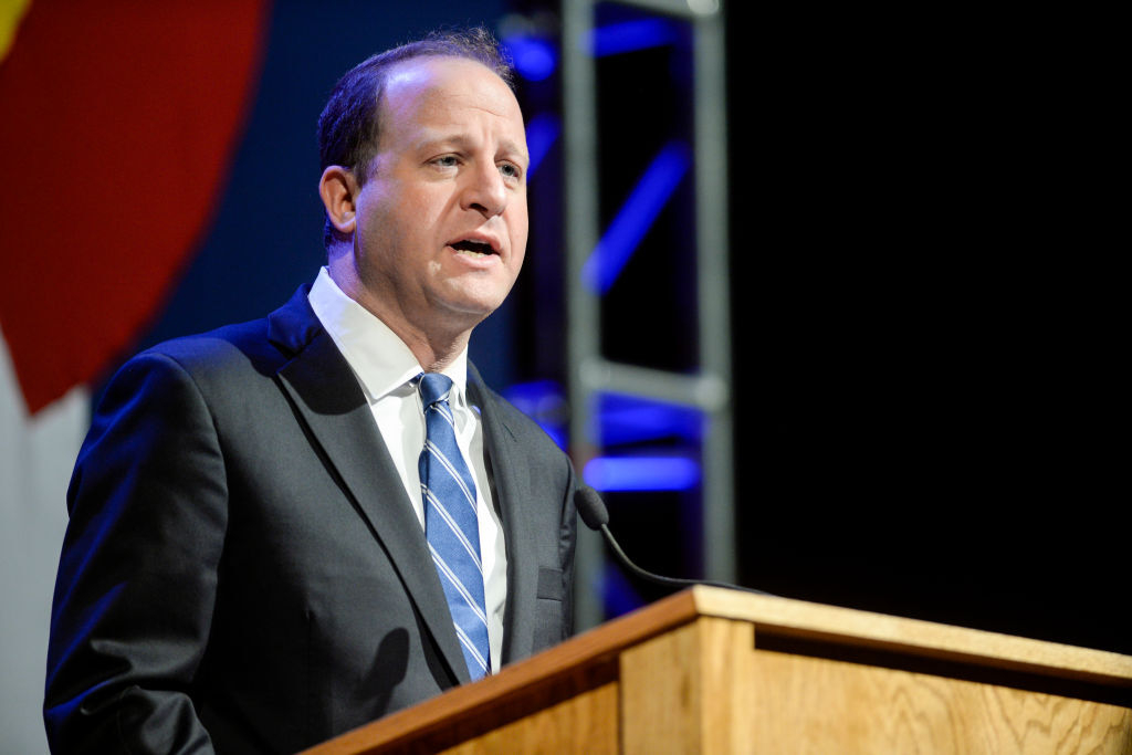 Jared Polis Solicita $10 Millones en Asistencia Alimentaria ante Cierre del Gobierno Federal