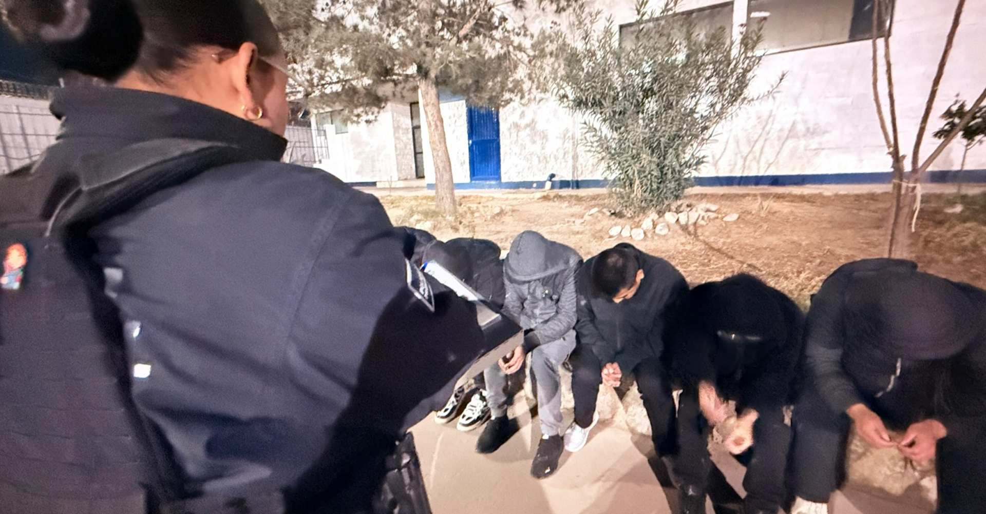 Rescate en Ciudad Juárez: Policías Liberan a Nueve Personas y Detienen a Cuatro Sospechosos