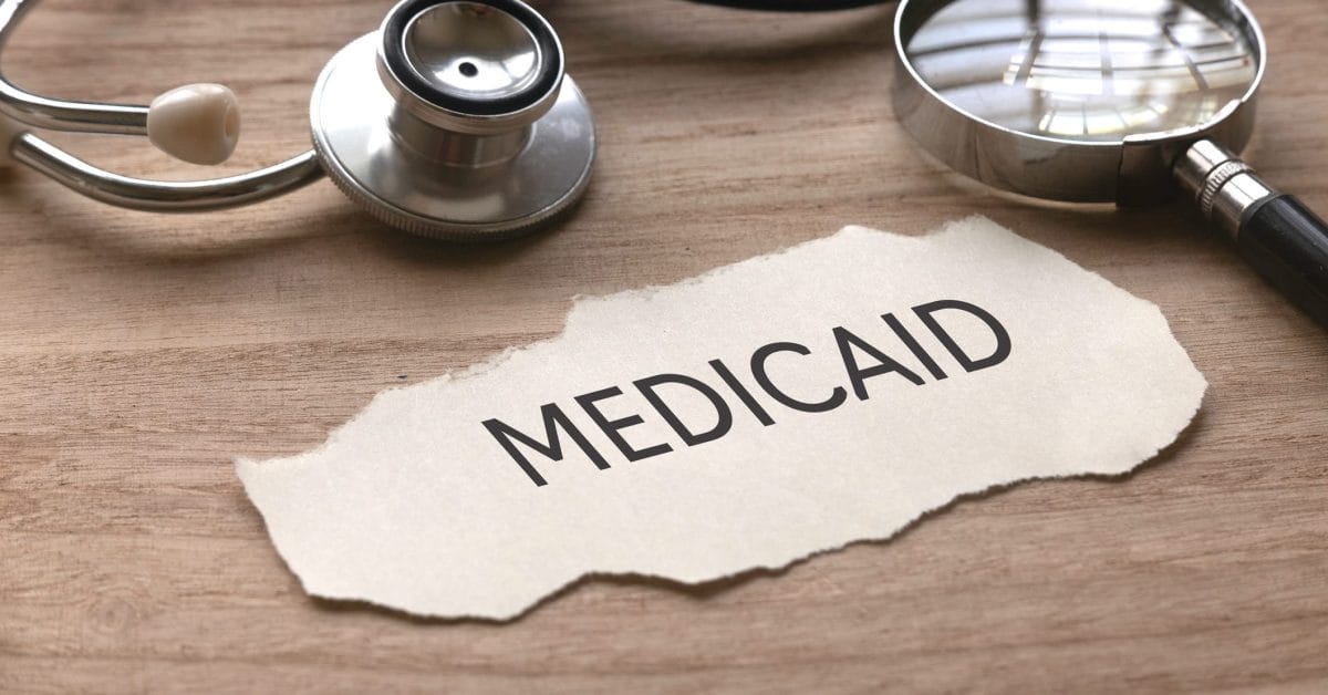 Pagos de Medicaid: Más de $207 millones a Beneficiarios Fallecidos Revelan Problemas Críticos