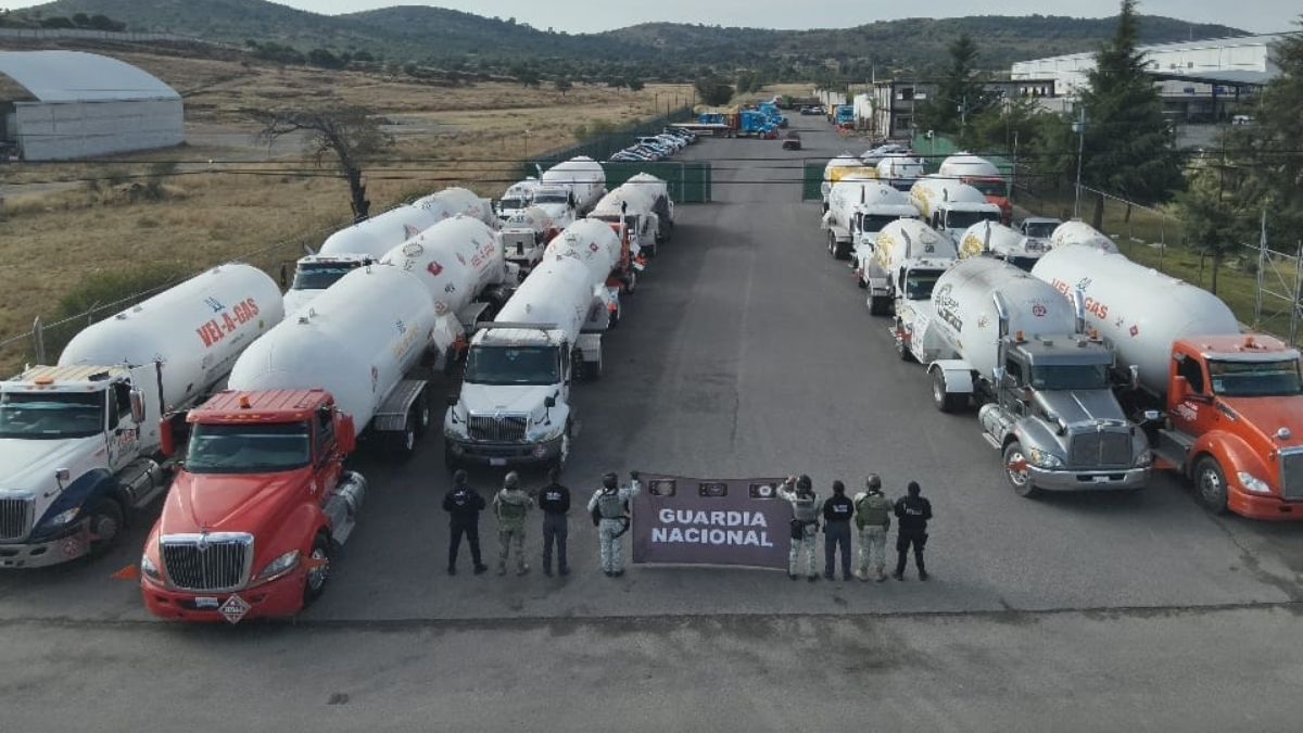 Desmantelan red de huachigas en Tepeaca: 30 pipas aseguradas y conexión con hallazgo de cuerpos en Nopalucan