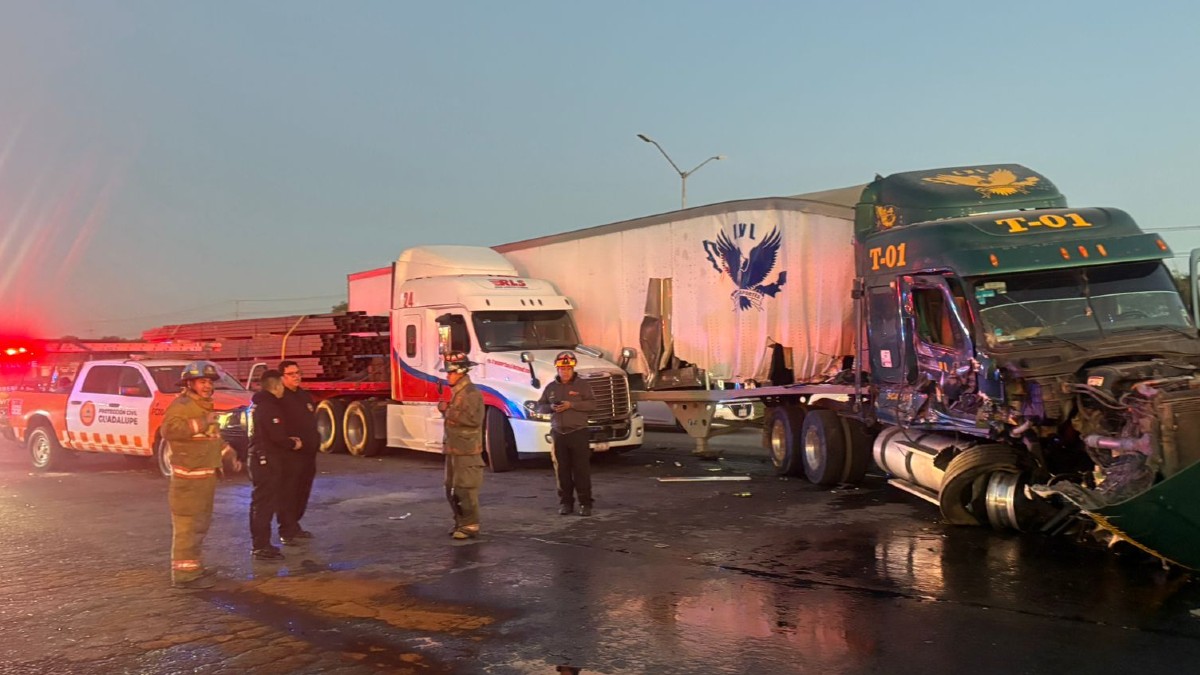 Caos vial en Guadalupe: Accidente en el bulevar Miguel de la Madrid cierra tres carriles