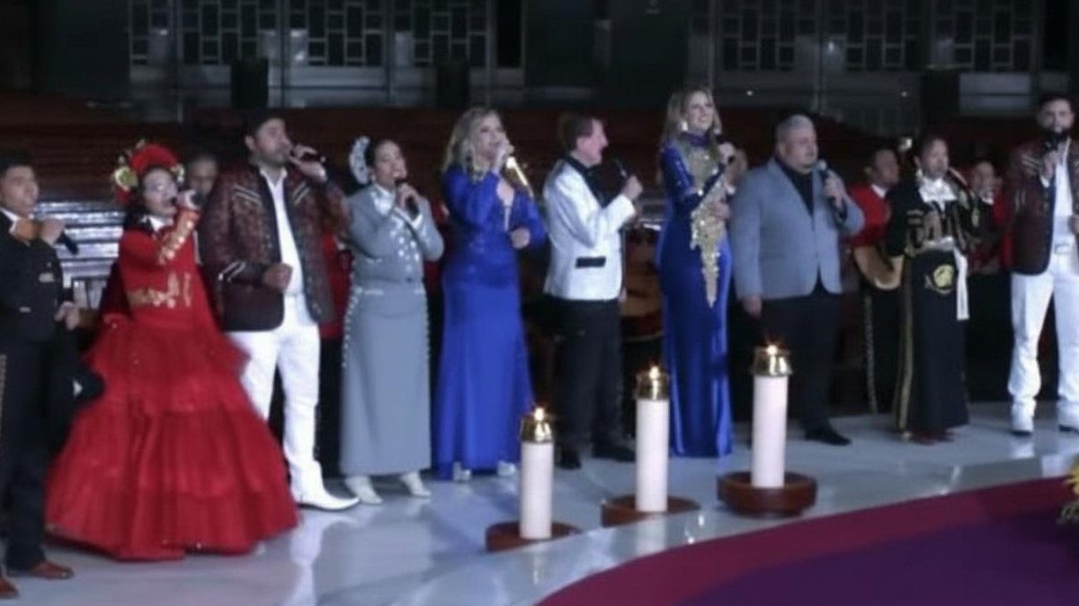 Celebraciones de la Virgen de Guadalupe en Santa Barbara: Las Mañanitas en Canal 6
