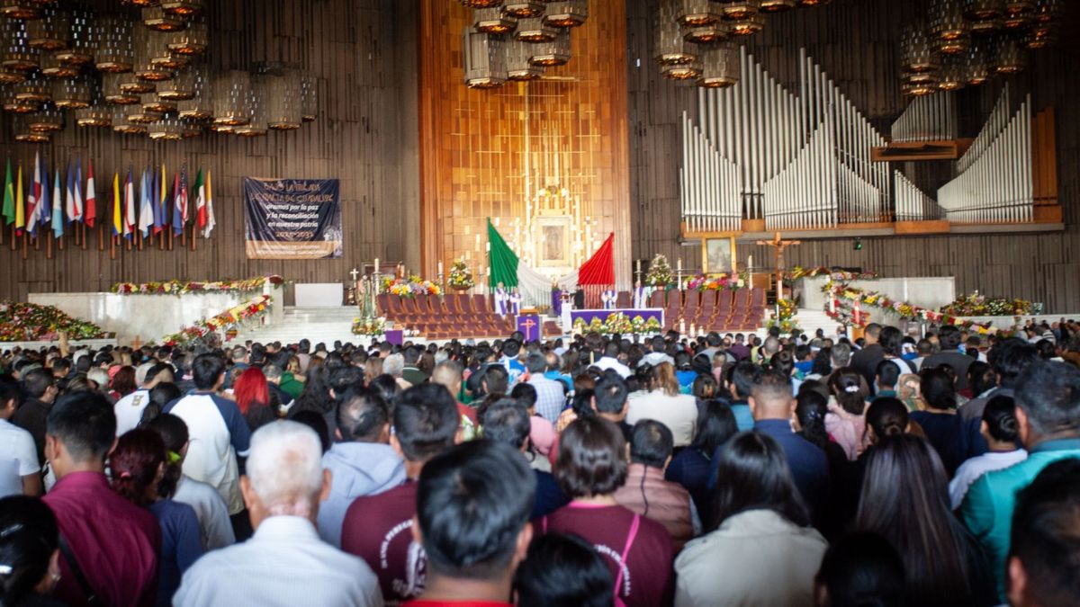 Las Mañanitas a la Virgen de Guadalupe: Artistas en Canal 6