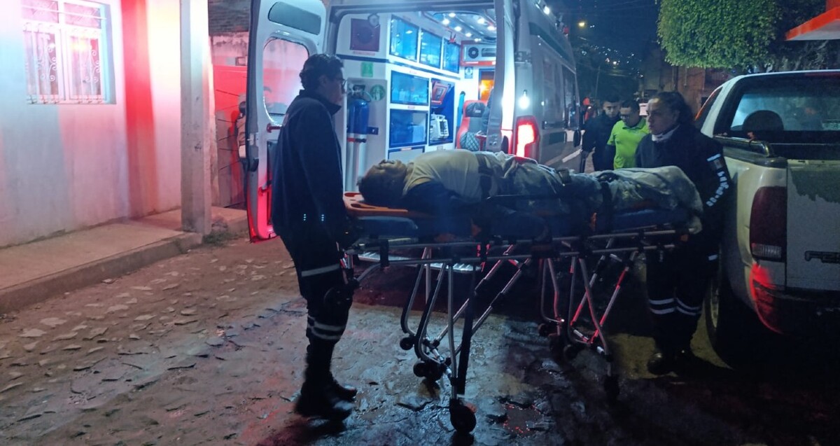 Accidente Trágico en Tlaquepaque: Hombre de 61 Años Cae 4 Metros desde su Balcón Tras Consumir Bebidas Alcohólicas