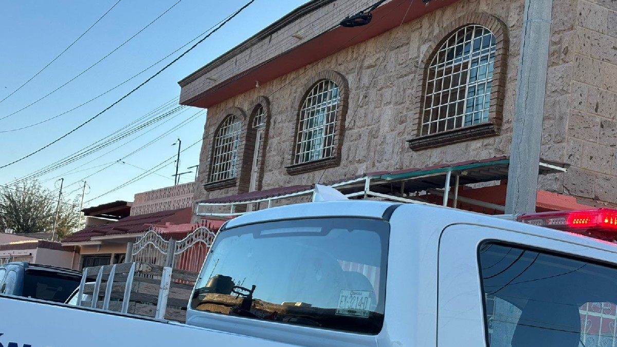 Hombre sufre quemaduras de segundo grado por cables de alta tensión en Torreón