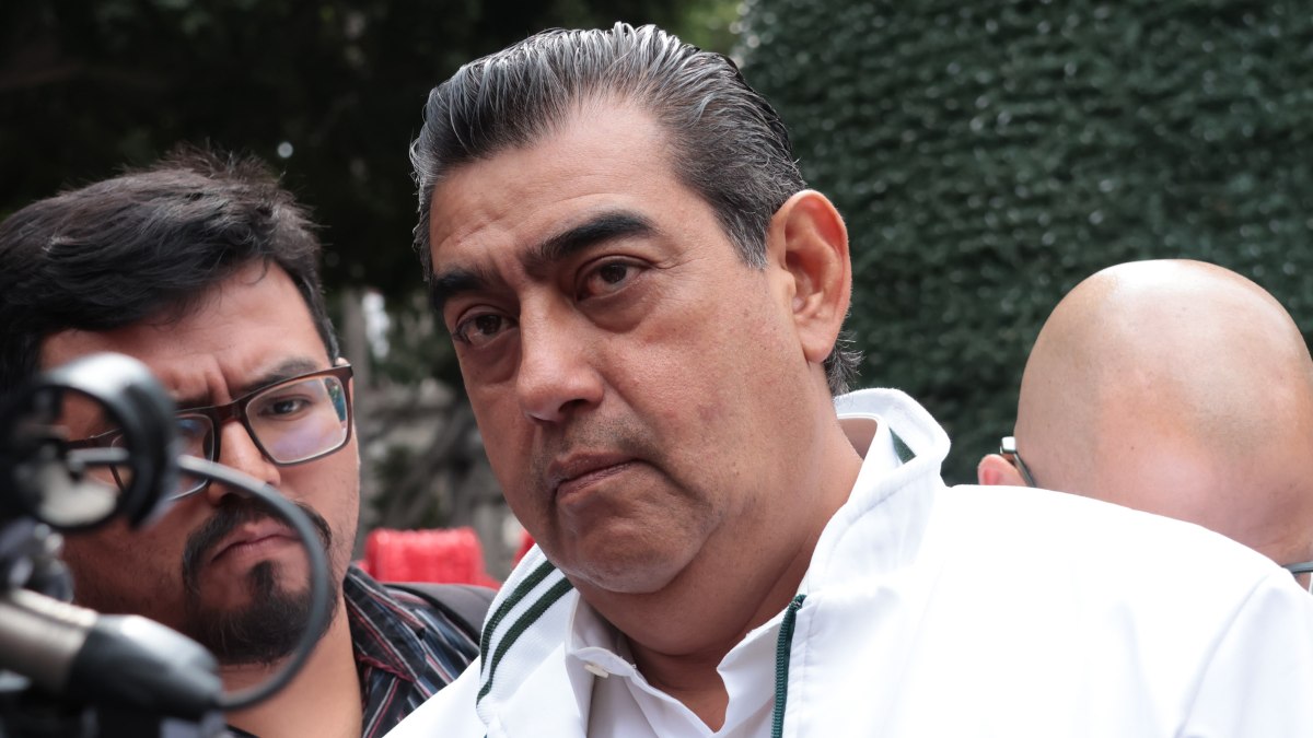 Sergio Salomón exige paciencia en resultados de auditorías sobre la corrupción en SEP Puebla