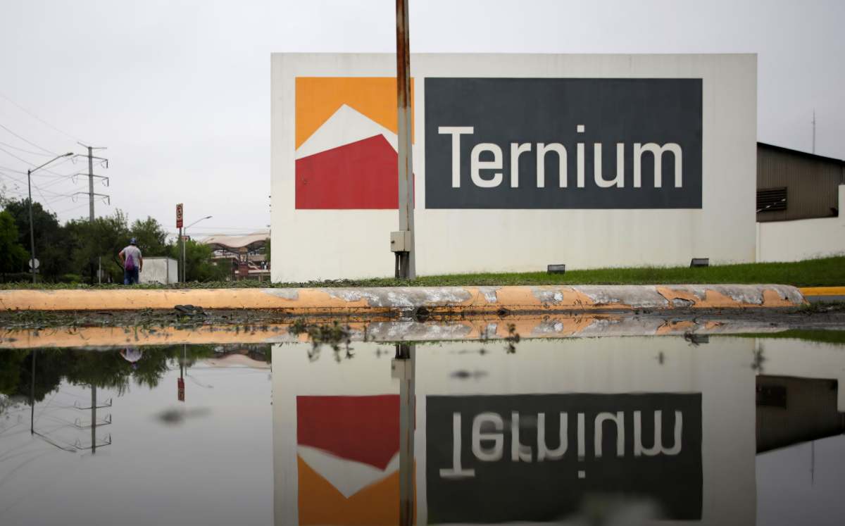 San Nicolás enfrenta crisis de salud pública por lluvia roja y contaminación de Ternium