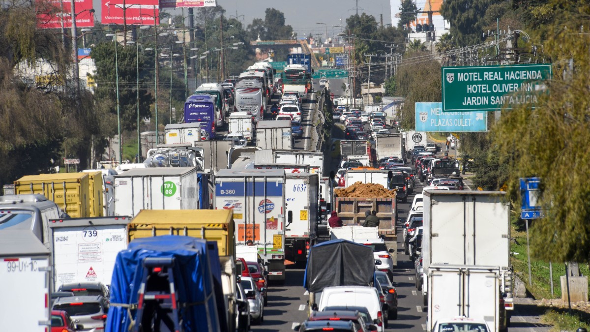 Hoy No Circula en CdMx y Edomex: Autos que Descansan Este Domingo 7 de Diciembre 2025