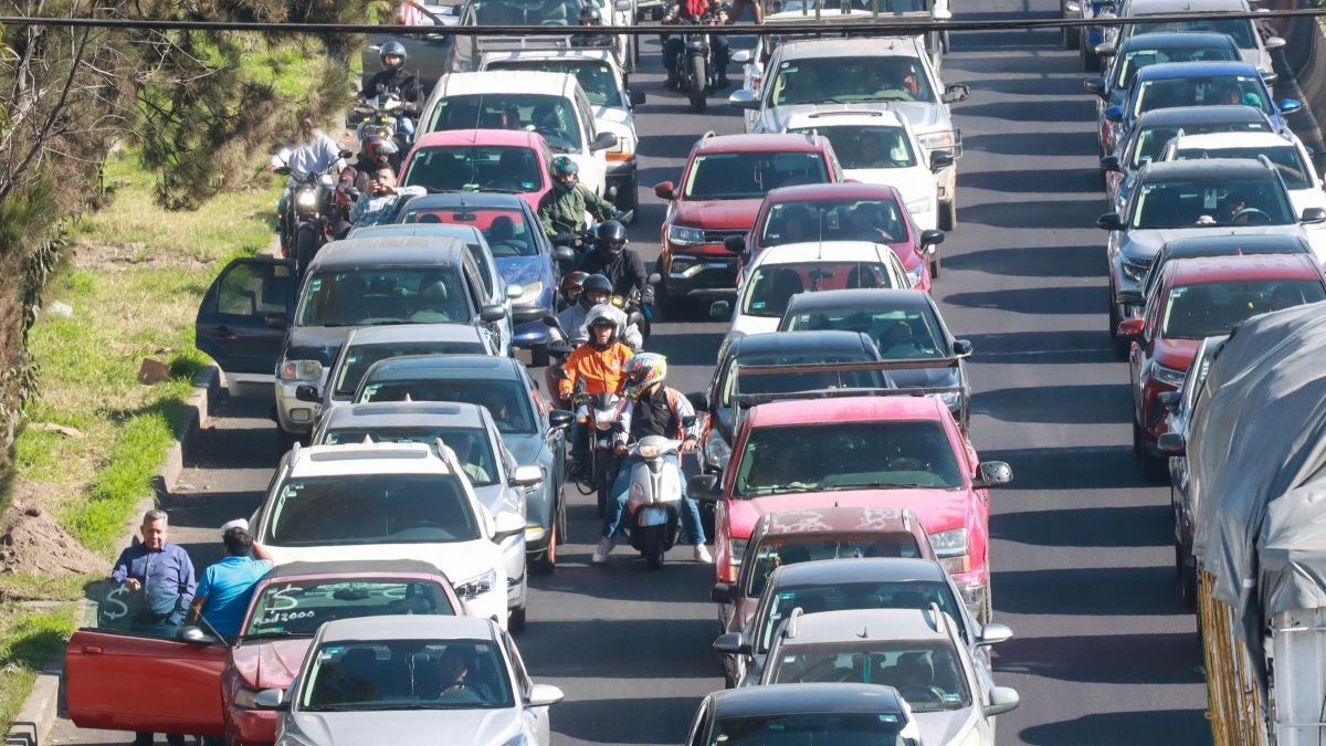 Hoy No Circula: Descubre qué autos descansan en CdMx y Edomex este 6 de diciembre 2025