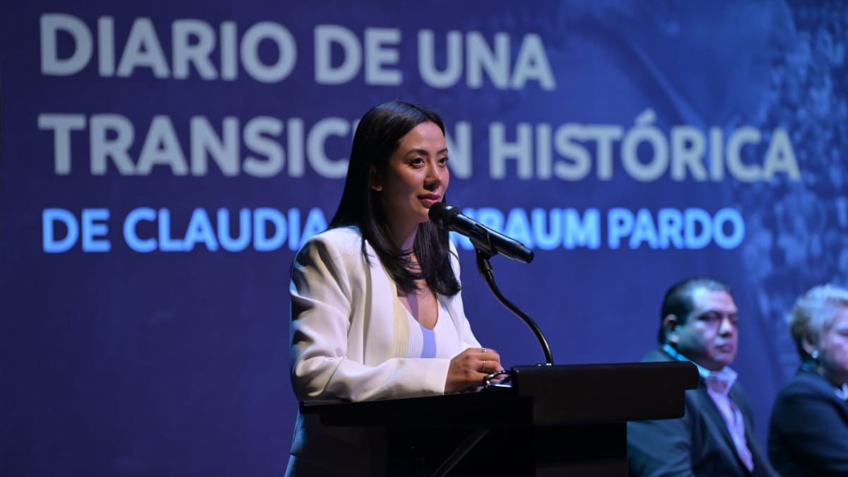Betzabé Martínez destaca en la presentación de “Diario de una Transición Histórica”