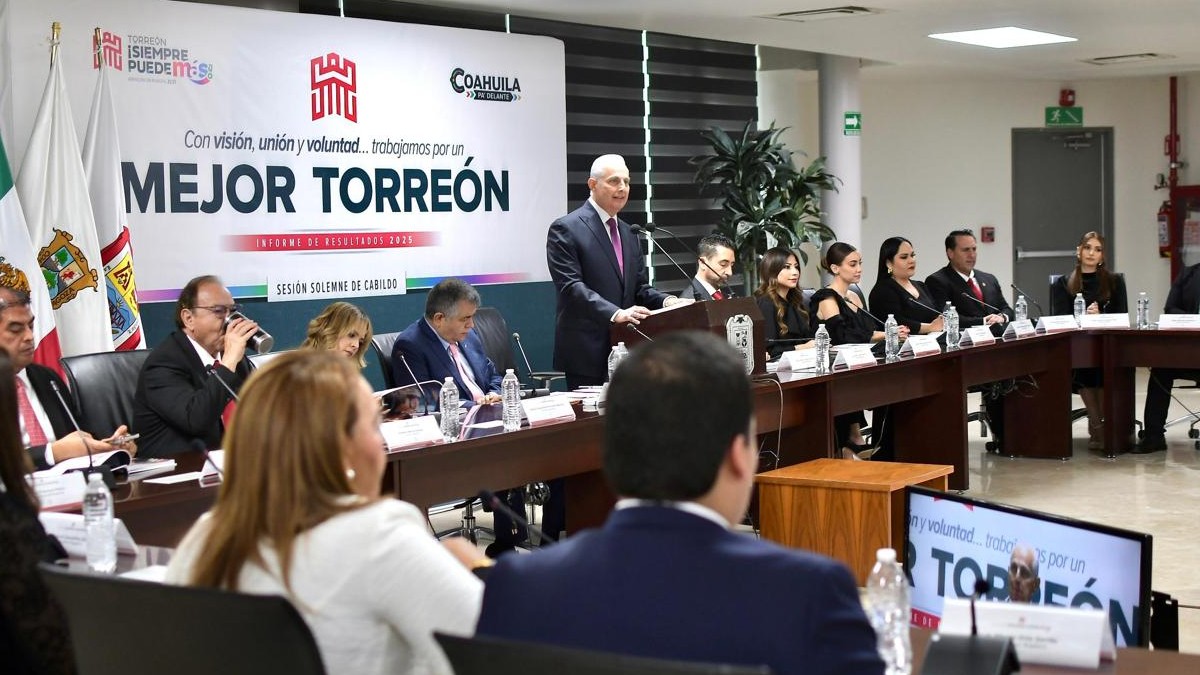 Román Alberto Cepeda González Presenta el Impactante Primer Informe de la Administración Pública Municipal al Cabildo de Santa Bárbara
